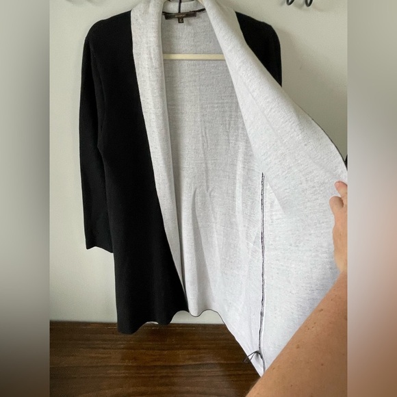 Maxsport, Women’s Medium, Black and Gray Open Front heavy cardigan duster - Picture 4 of 7